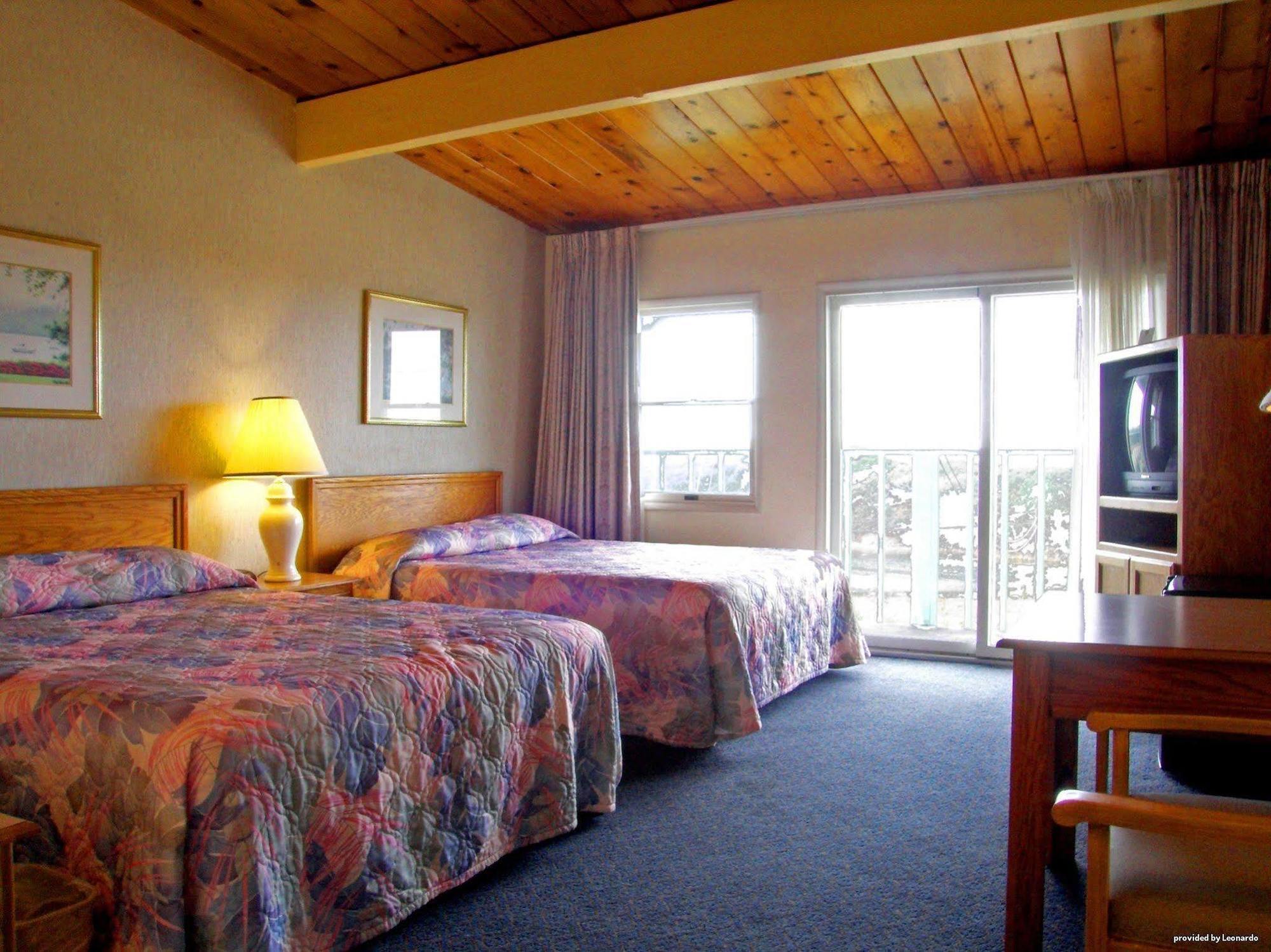 Best Western Vista Manor Lodge Fort Bragg Room photo